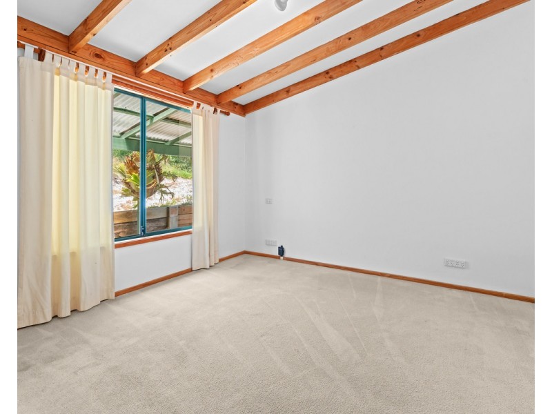 7 Connelly Street, Little Grove WA 6330