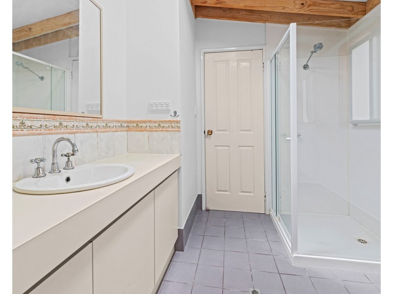 7 Connelly Street, Little Grove WA 6330