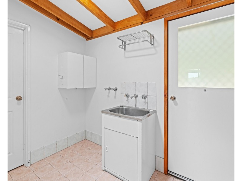 7 Connelly Street, Little Grove WA 6330