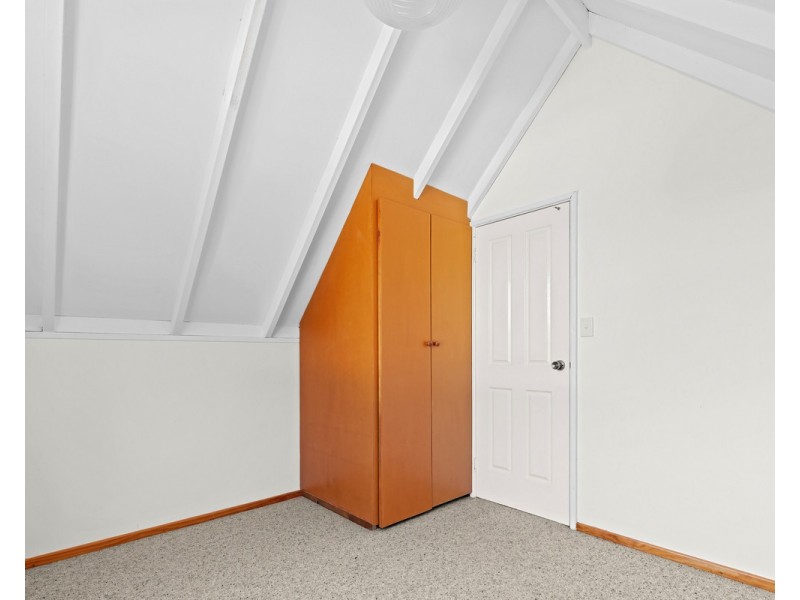 7 Connelly Street, Little Grove WA 6330