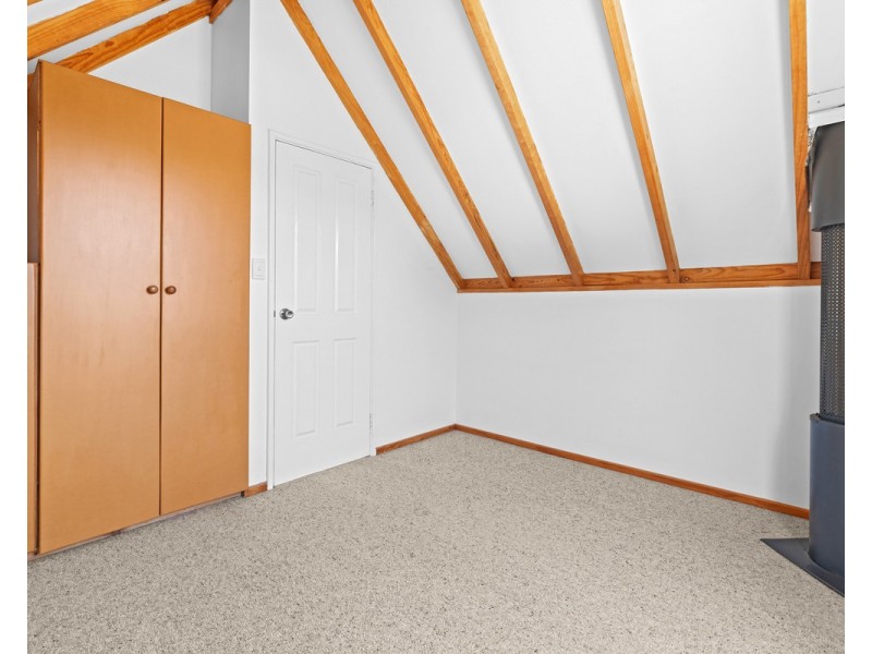 7 Connelly Street, Little Grove WA 6330