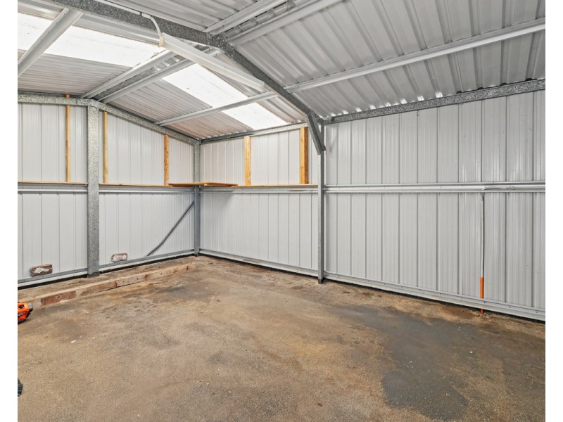 7 Connelly Street, Little Grove WA 6330