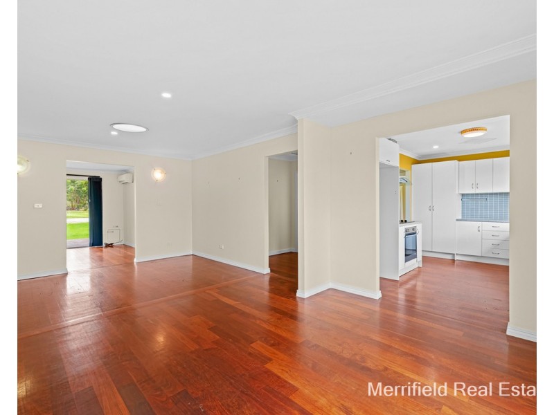 111 The Esplanade, Lower King WA 6330