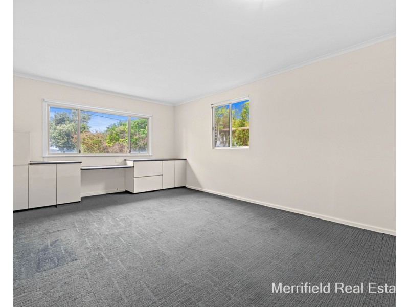 111 The Esplanade, Lower King WA 6330