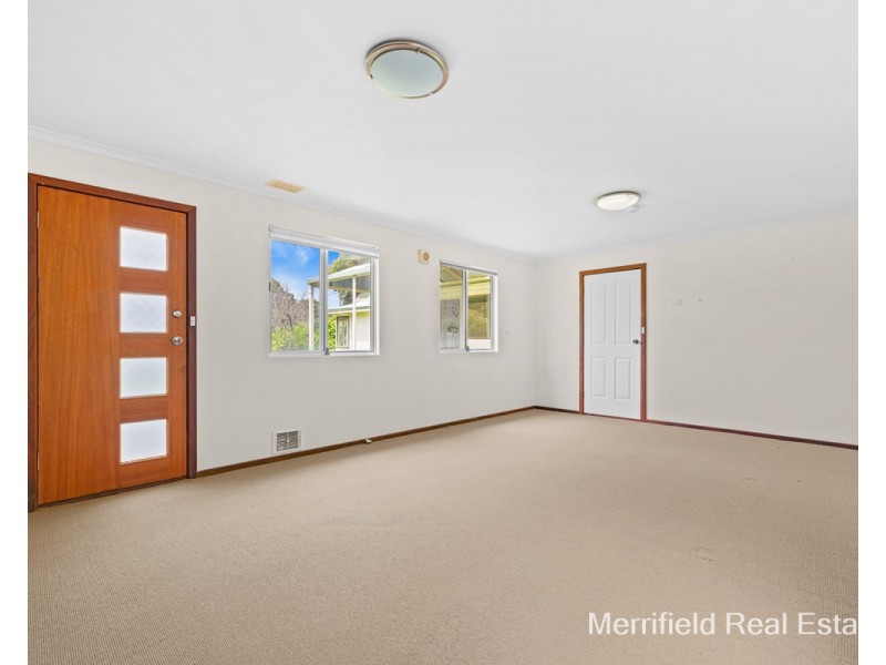 111 The Esplanade, Lower King WA 6330