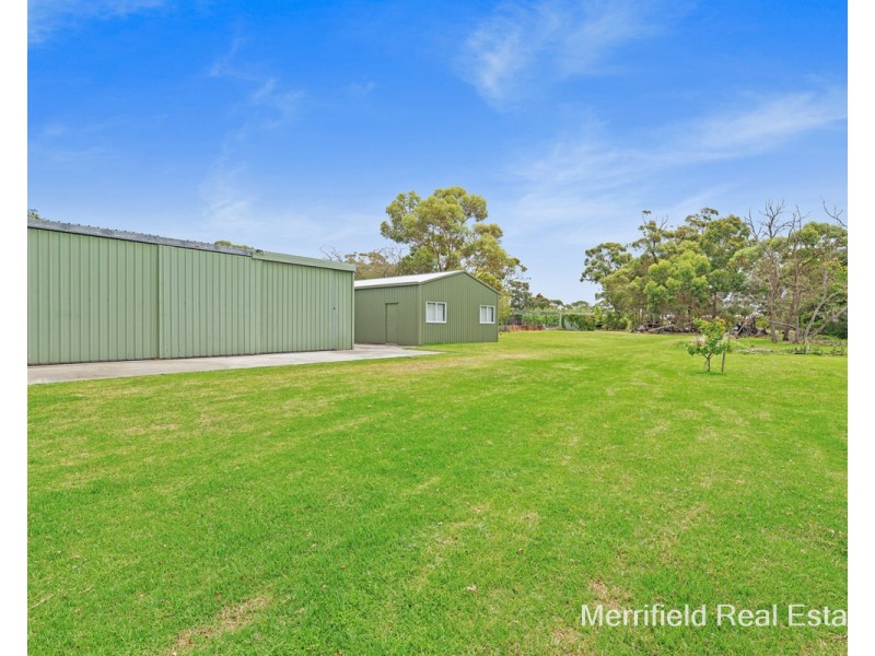 111 The Esplanade, Lower King WA 6330