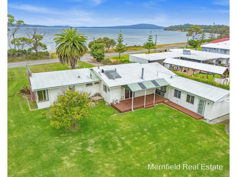 111 The Esplanade, Lower King WA 6330