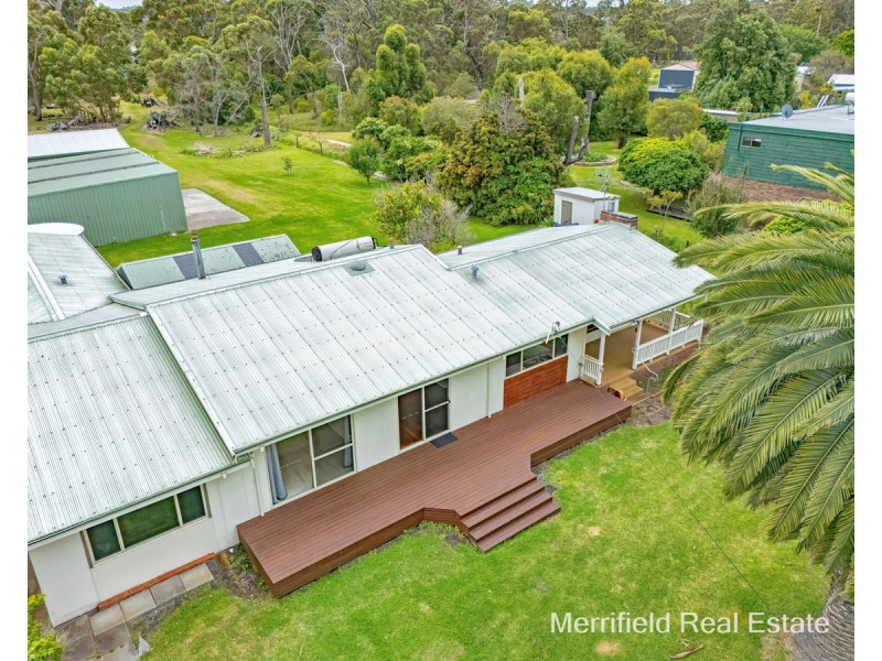 111 The Esplanade, Lower King WA 6330