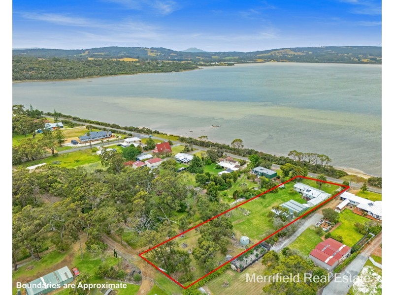 111 The Esplanade, Lower King WA 6330