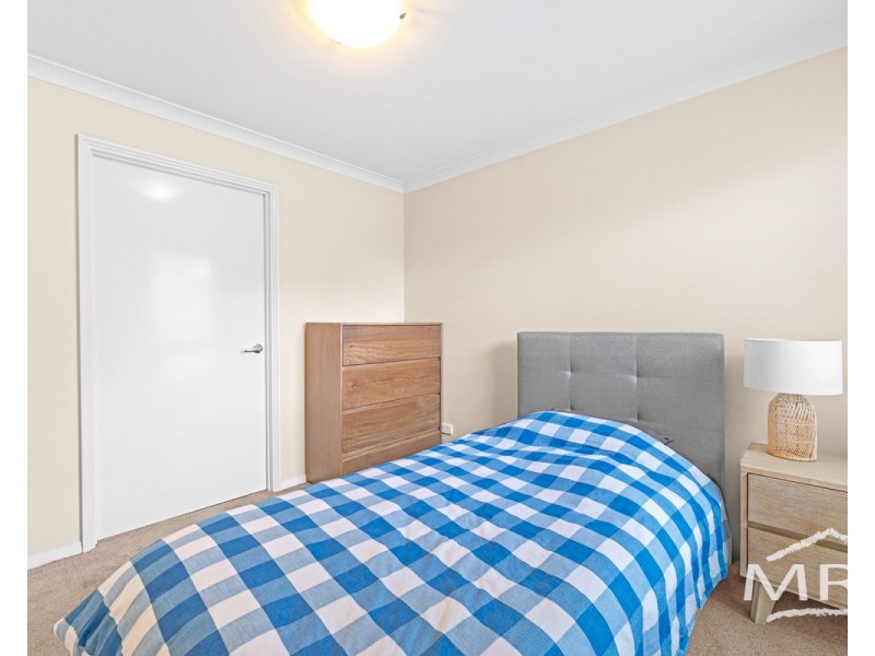 16/20 Grove Street West, Little Grove WA 6330