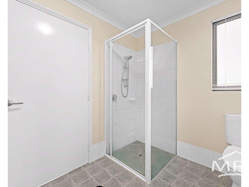 16/20 Grove Street West, Little Grove WA 6330