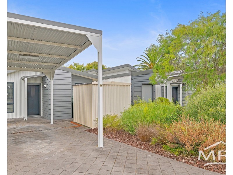 16/20 Grove Street West, Little Grove WA 6330