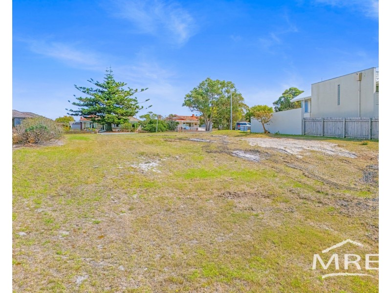 30B Wakefield Crescent, Mira Mar WA 6330