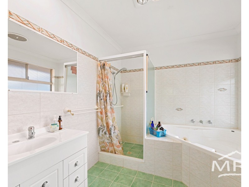 12 The Outlook, Bayonet Head WA 6330