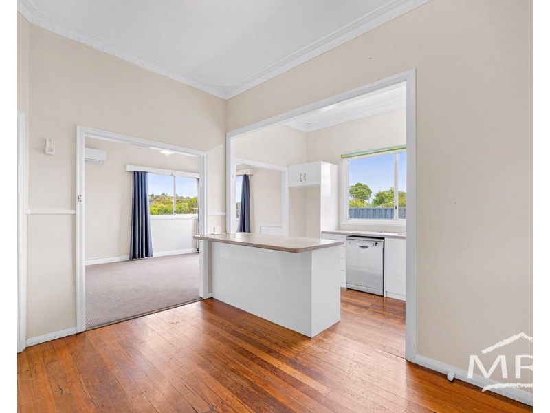 24 Bathurst Street, Mira Mar WA 6330