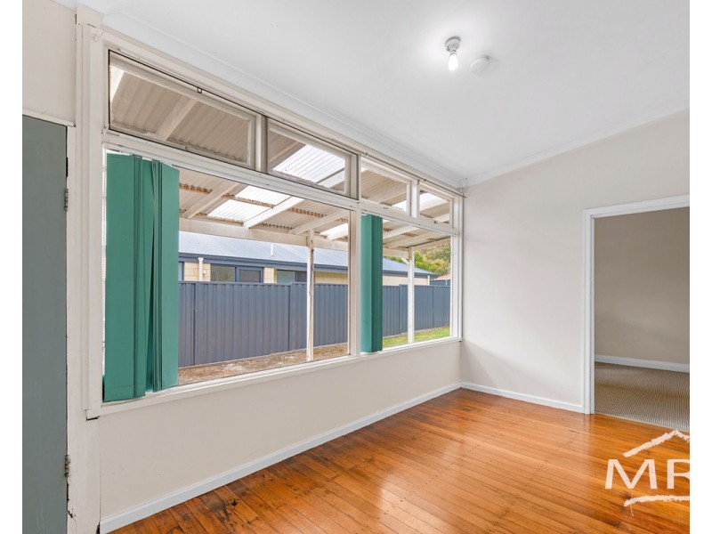 24 Bathurst Street, Mira Mar WA 6330