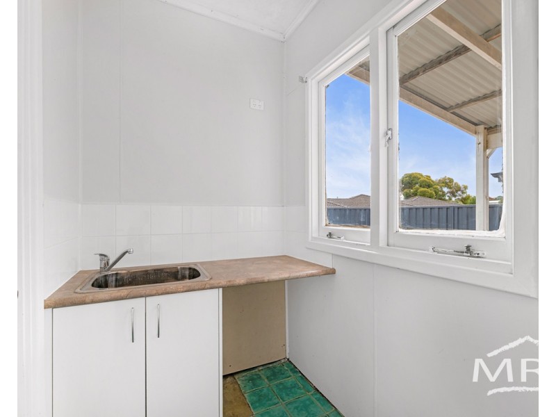 24 Bathurst Street, Mira Mar WA 6330
