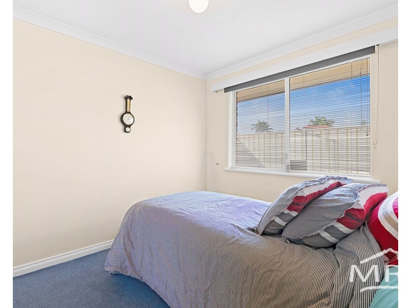 28 Lorenzo Way, Orana WA 6330