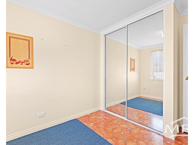 28 Lorenzo Way, Orana WA 6330