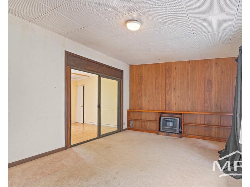 8 Moortown Road, Gledhow WA 6330