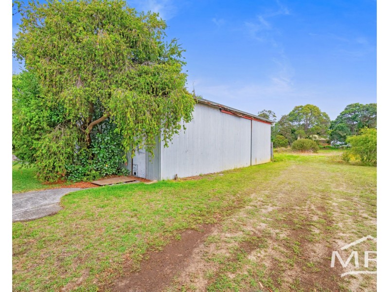 8 Moortown Road, Gledhow WA 6330