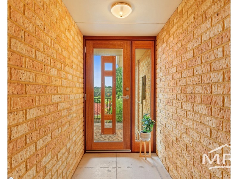 4/45 Premier Circle, Spencer Park WA 6330