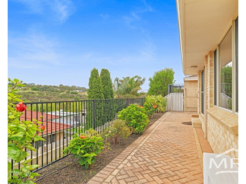 4/45 Premier Circle, Spencer Park WA 6330