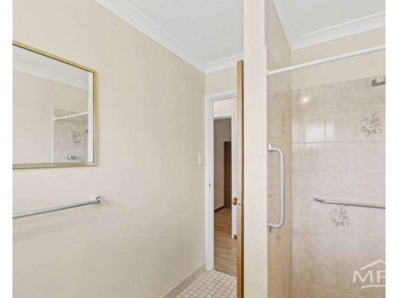 24 Lower King Road, Collingwood Heights WA 6330