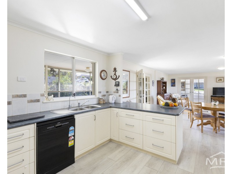 6 Lound Street, Bayonet Head WA 6330