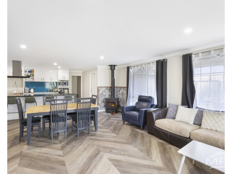 5 Gifford Street, Lockyer WA 6330