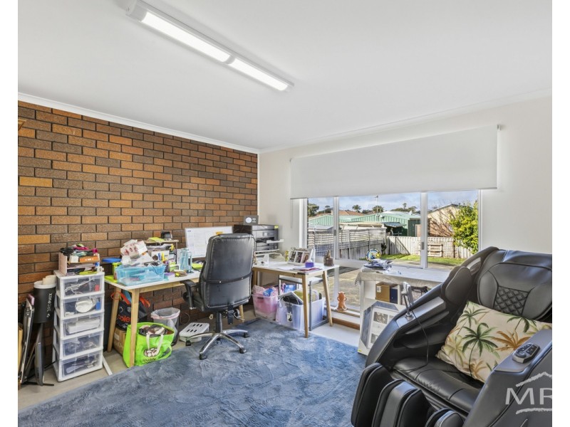 15 Sherwood Drive, Mckail WA 6330