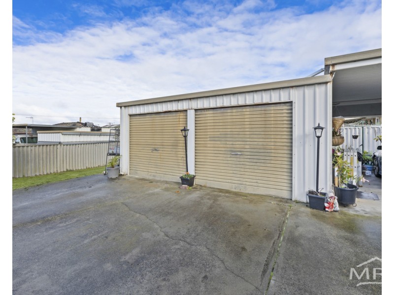 15 Sherwood Drive, Mckail WA 6330