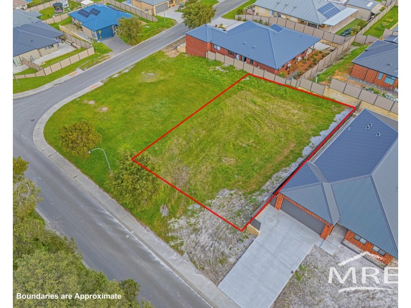 22 Greyhound Circle, Gledhow WA 6330