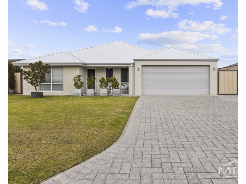 13 Elaray Way, Lange WA 6330