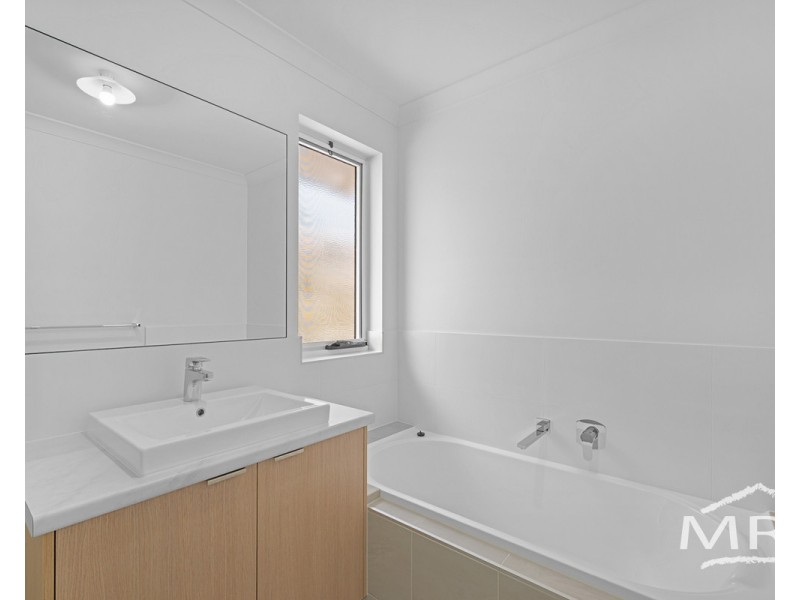 17B Cahill Court, Gledhow WA 6330