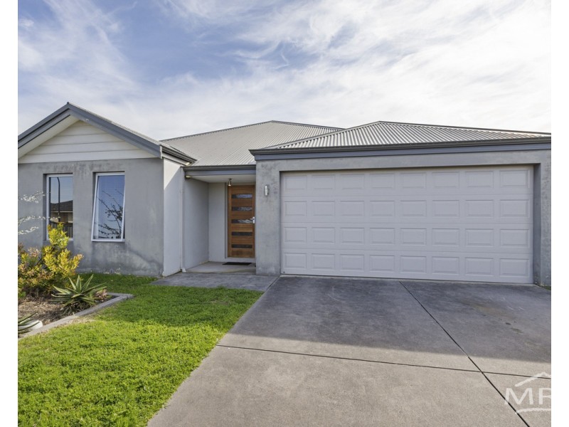 32 Waters Road, Bayonet Head WA 6330