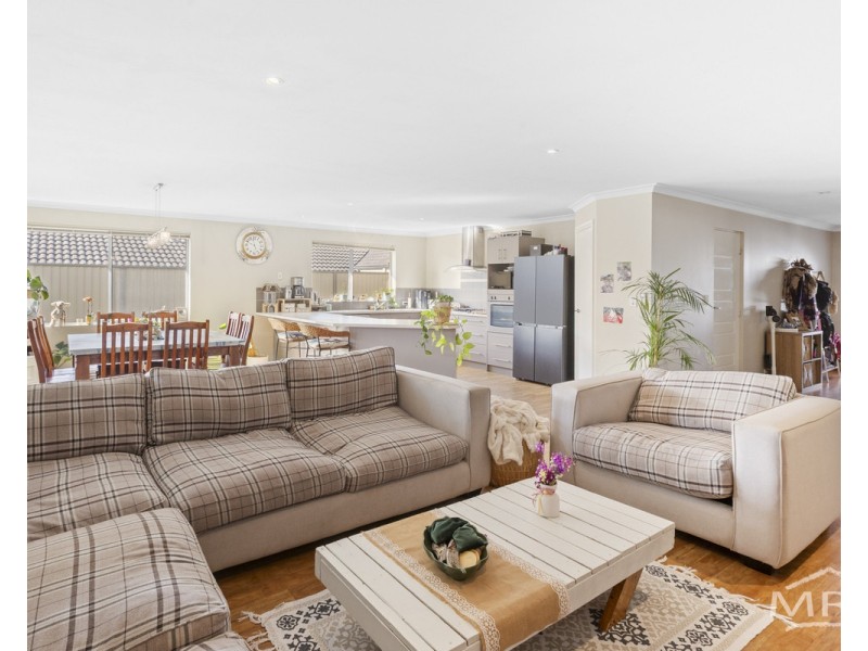 32 Waters Road, Bayonet Head WA 6330
