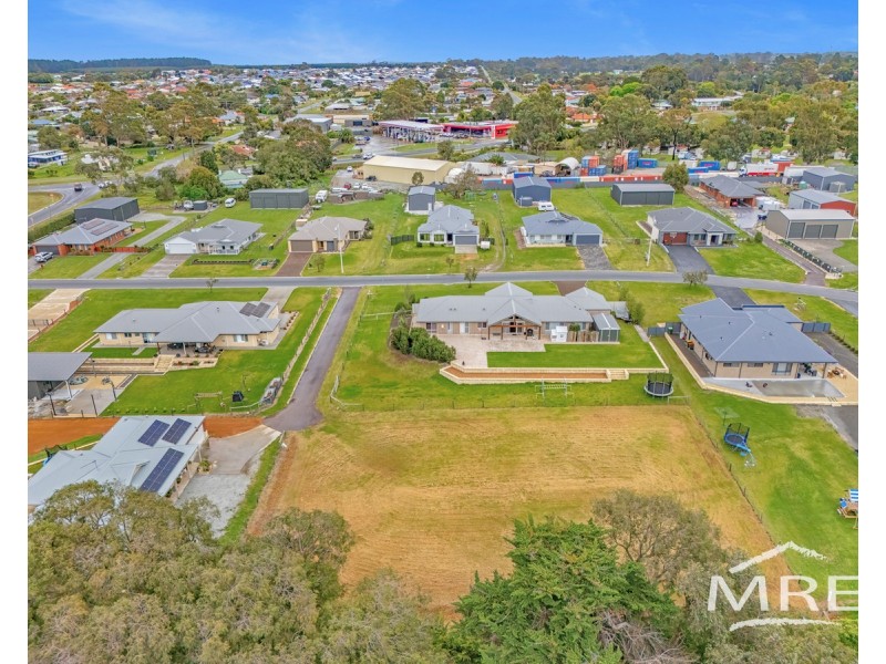 89 Hereford Way, Milpara WA 6330