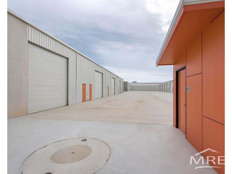 14/370a Albany Highway, Orana WA 6330