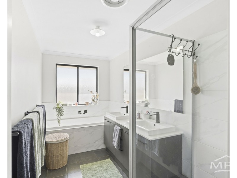 29 Barambah Circuit, Bayonet Head WA 6330