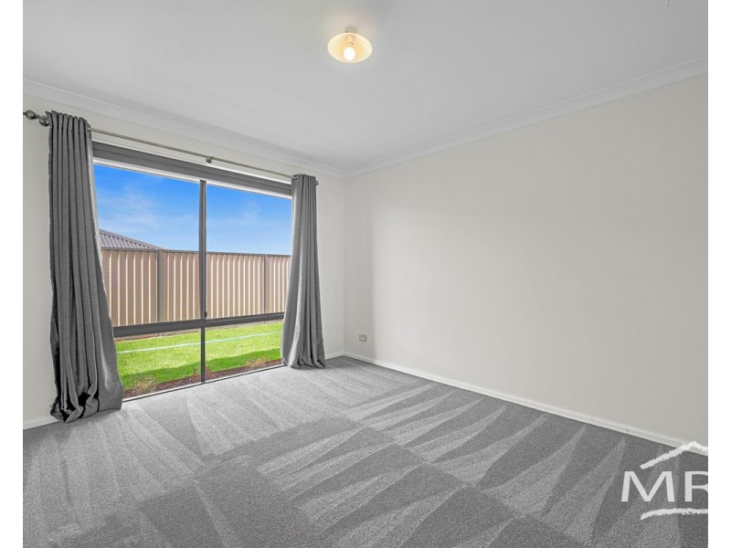 13 Cahill Court, Gledhow WA 6330