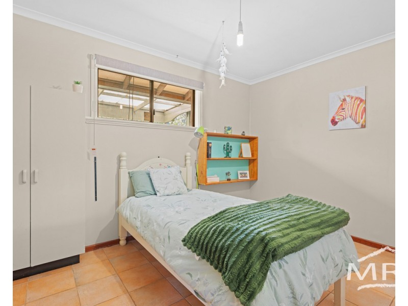 35 Queen Street, Little Grove WA 6330