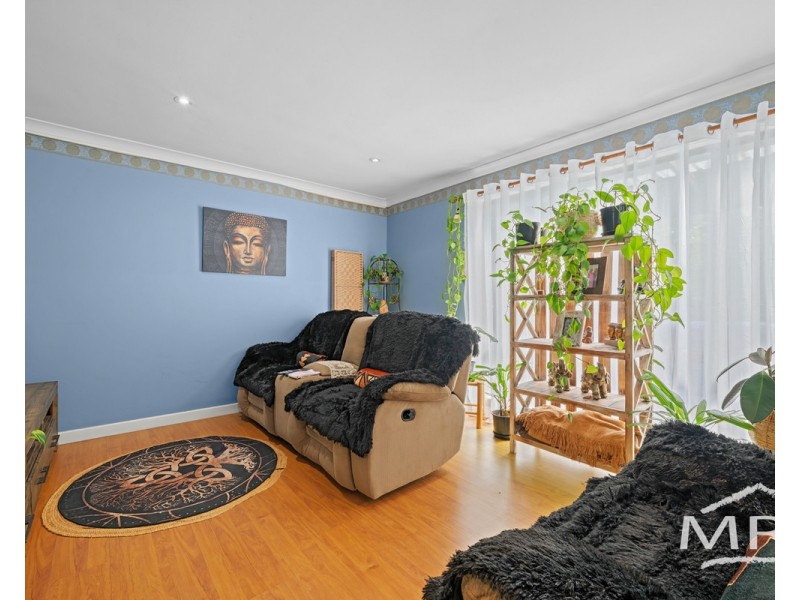 35 Queen Street, Little Grove WA 6330