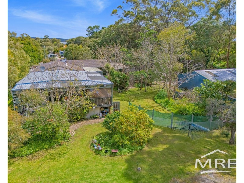 35 Queen Street, Little Grove WA 6330