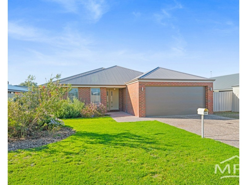 28 Gerdes Way, Mckail WA 6330