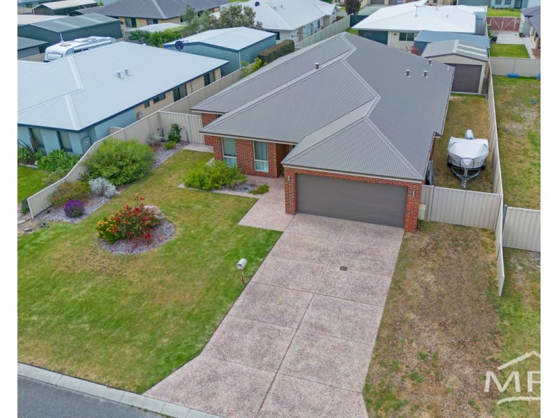 28 Gerdes Way, Mckail WA 6330