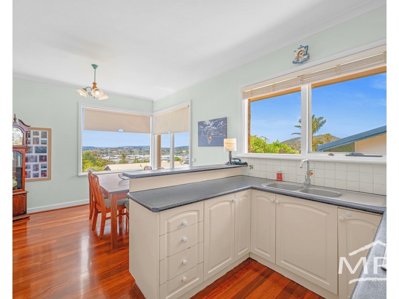 12 Johnston Street, Mount Melville WA 6330
