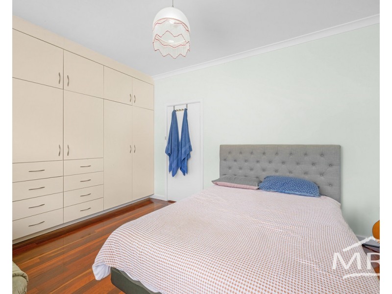12 Johnston Street, Mount Melville WA 6330
