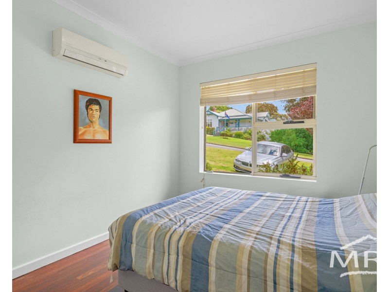 12 Johnston Street, Mount Melville WA 6330