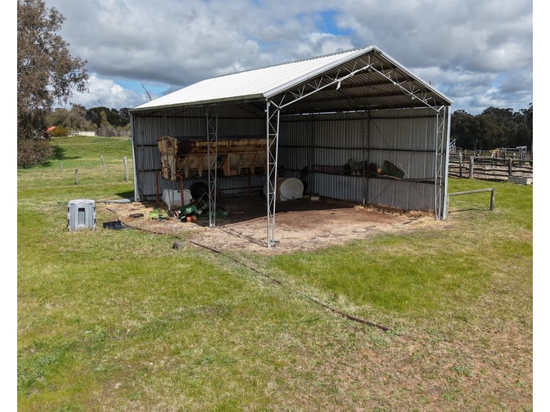 898 Flat Rocks Road, Broomehill West WA 6318